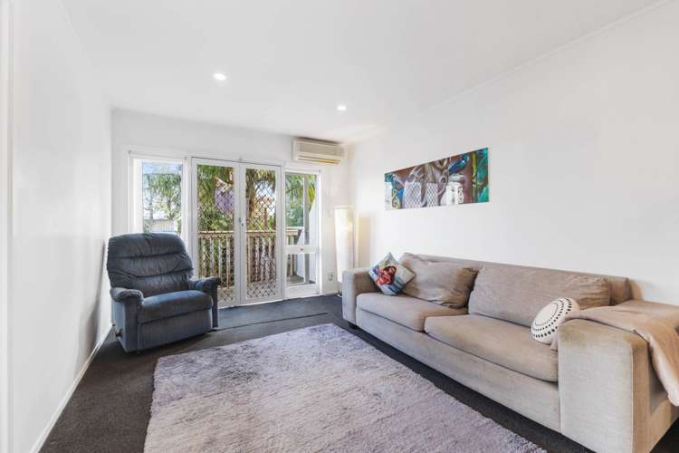 2/20 Hutchinsons Road_2