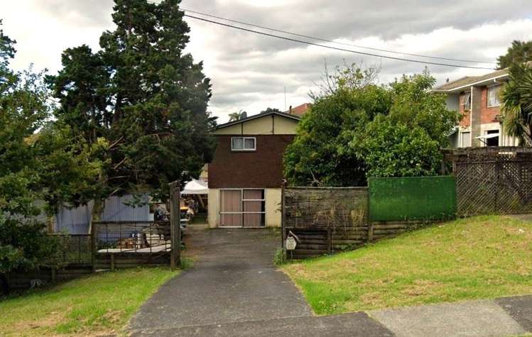 104 Parrs Cross Road_0