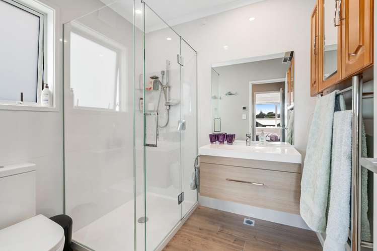21 Sanremo Lane Stanmore Bay_14
