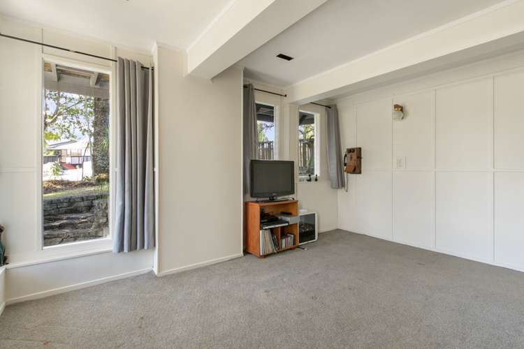 32 Dolbear Street Titirangi_12