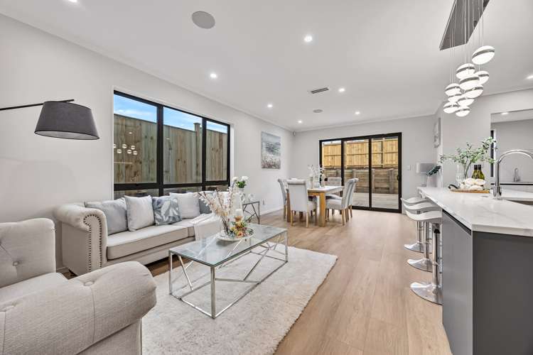 67 Bushfield Drive Flat Bush_5