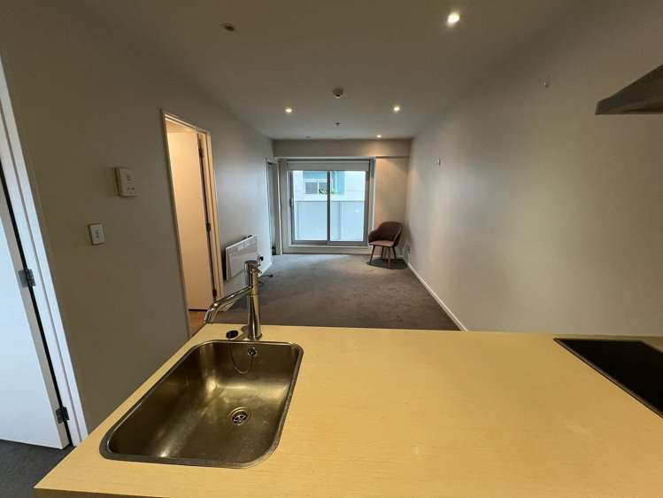 211/74 Taranaki Street_0