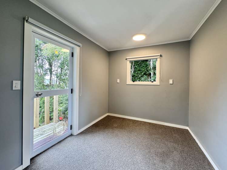 55a Tirimoana Road Te Atatu South_15