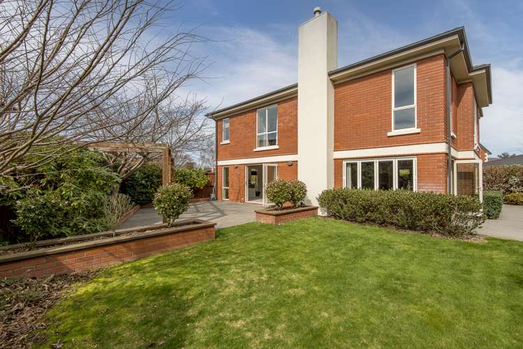 48 Chateau Drive Burnside_16