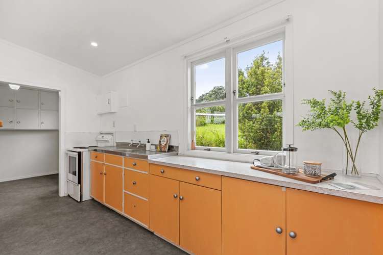 4 Violet Street Raglan_9