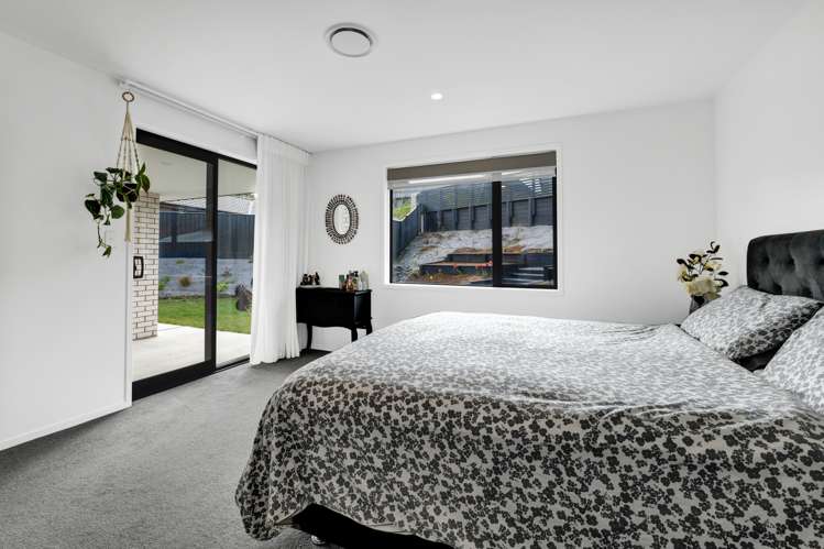 23 Atutahi Street Hurdon_13