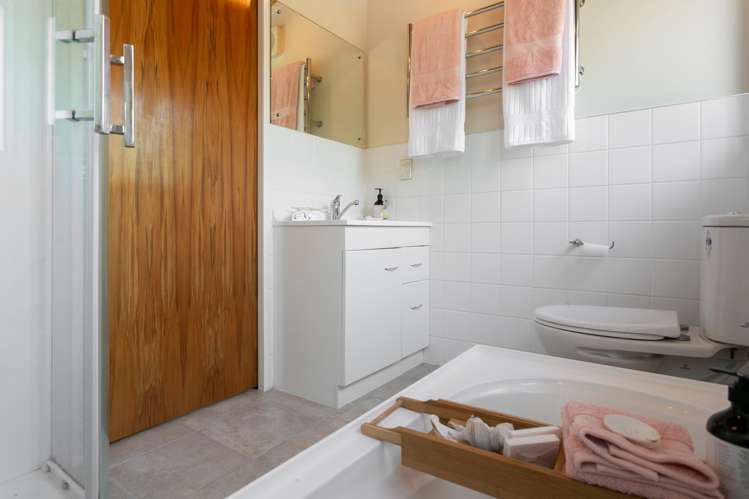 9 Eliot Place Leamington_12