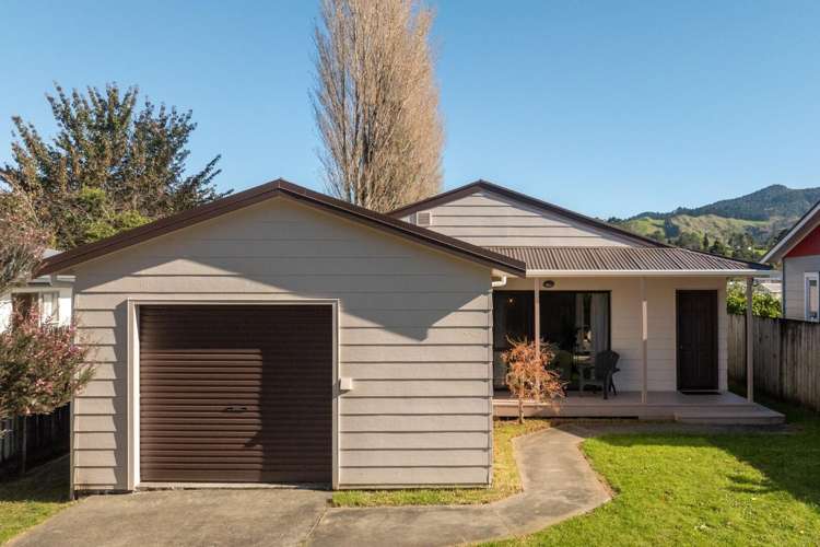 219 Kenny Street Waihi_14