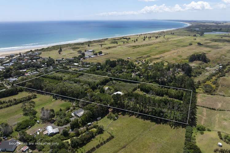 142 Takahe Road/ 2 Kaka St Ahipara_4