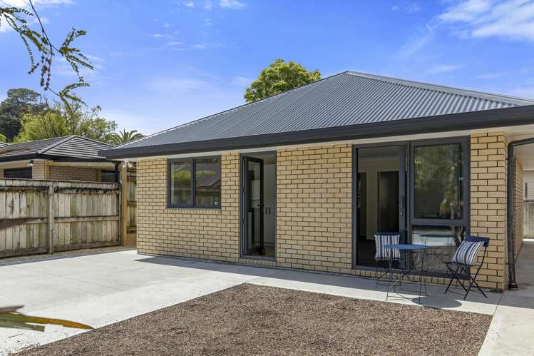 22B Akatarawa Road Brown Owl_13