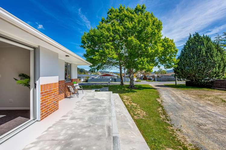 33 Moeraki Road Maoribank_19