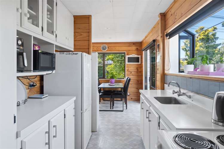 4 Kahukura Road Hei Hei_5