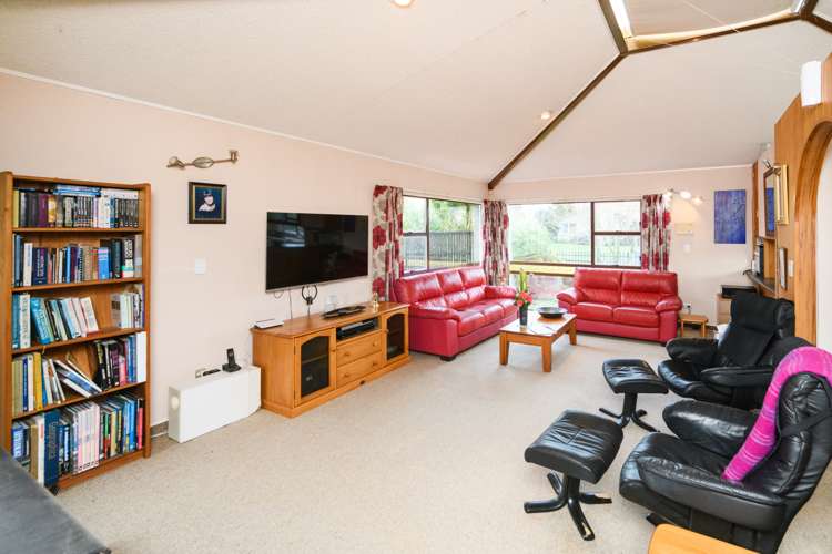 59 Fairview Avenue Feilding_12