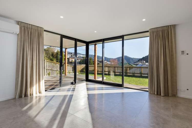 12B Russell Street Picton_25