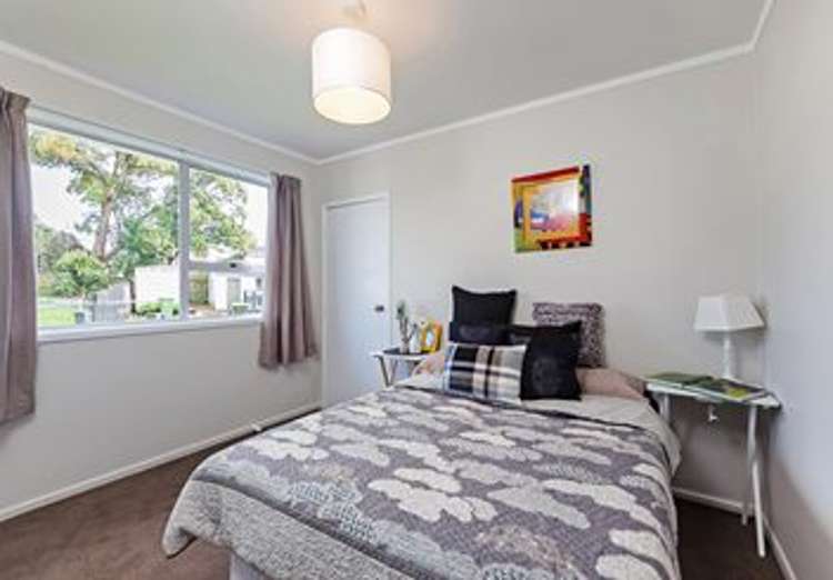 88 Kivell Close Māngere East_11