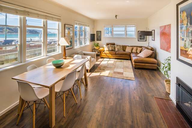 78 Lyall Parade Lyall Bay_1