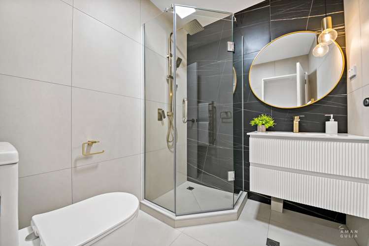 75 Titirangi Road New Lynn_18