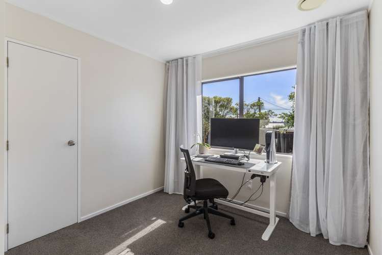 2/170 Birkdale Road Birkdale_9