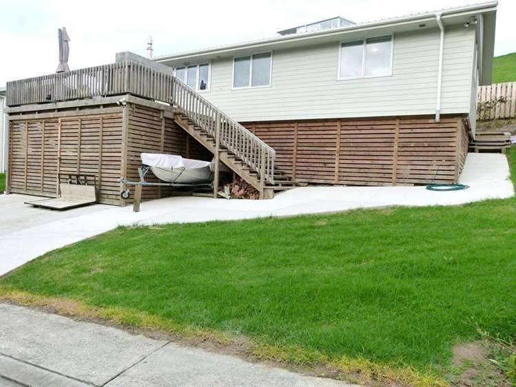 18 Taranga Road Langs Beach_17