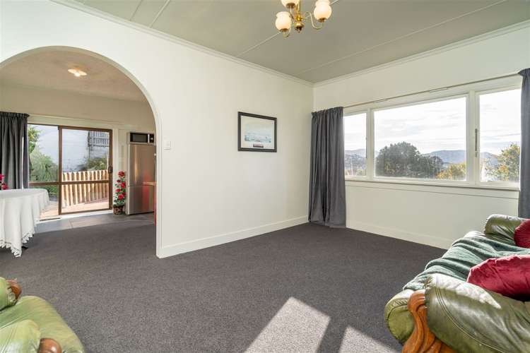 35 Easther Crescent Kew_7