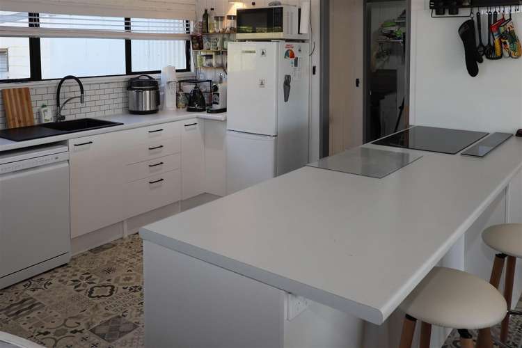 223 Paku Drive_4