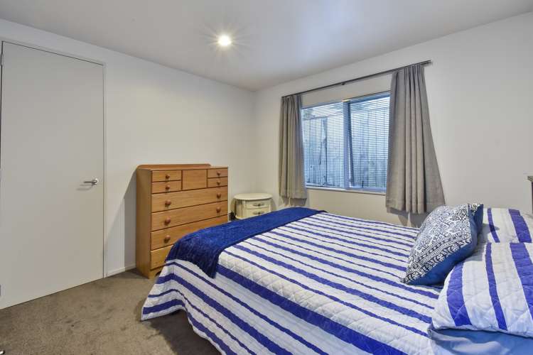 17 Elias Court The Gardens_11