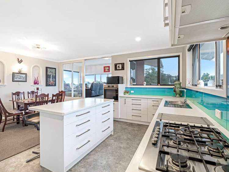 7 Virginia Heights Otamatea_7