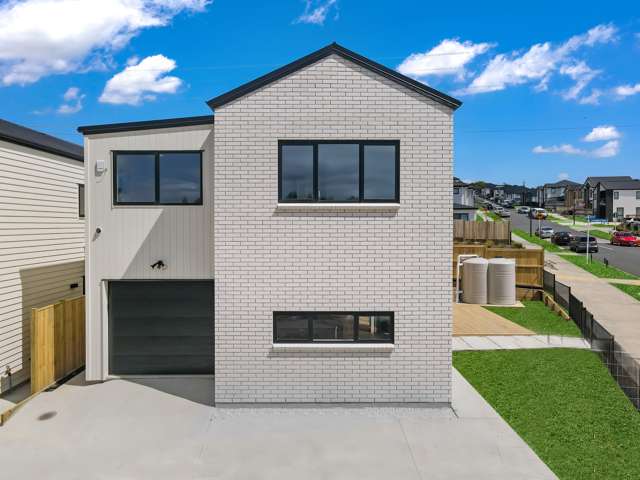 23 Tannaghmore Drive Flat Bush_1