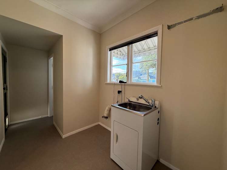 97 Reynolds Street Taita_17