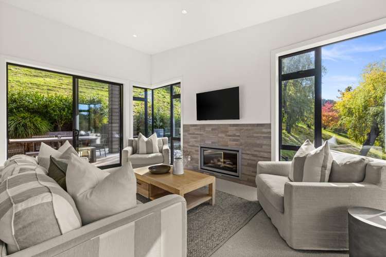 22B Churchill Drive Taradale_27