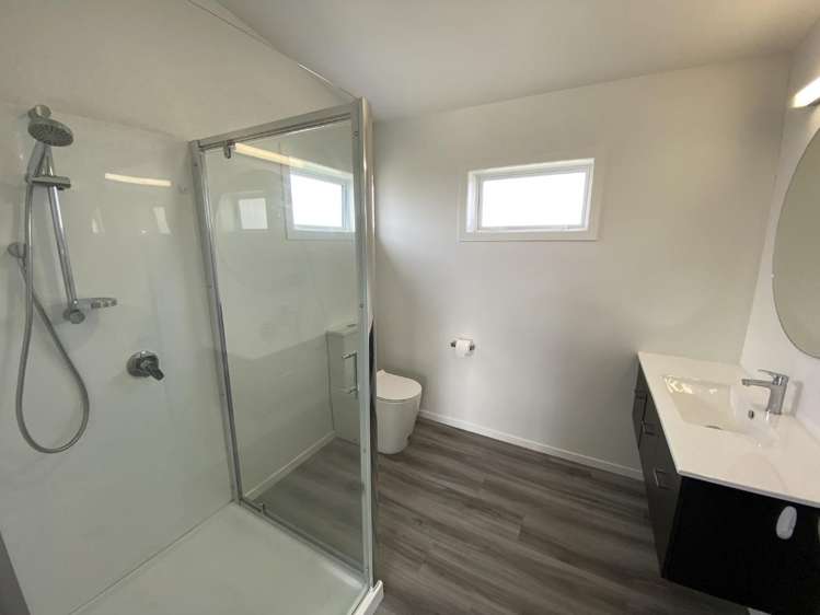 48a Kent Avenue 1234_6
