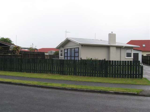 12 Clouston Crescent Fenton Park_1