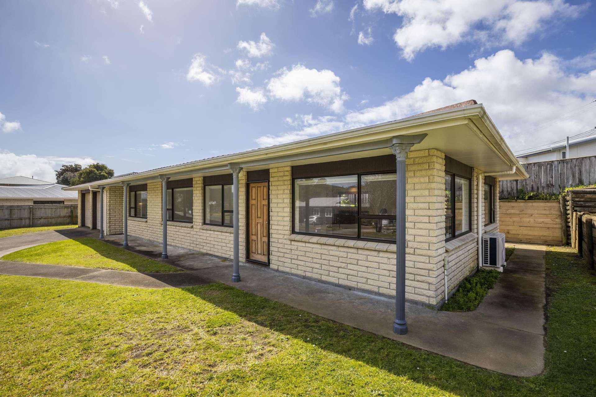 2 Squire Place Blagdon_0