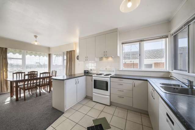 8 Kendrick Place Blockhouse Bay_1