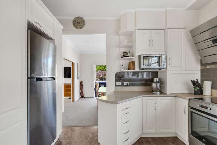 27 Marian Drive Inner Kaiti_8