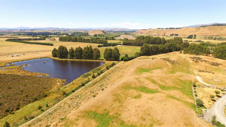 1398 Ramparts Road Manapouri_6