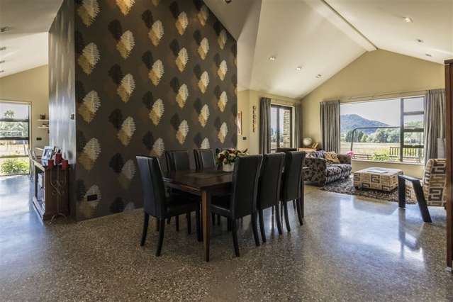 447 Riverbank Road Wanaka_2