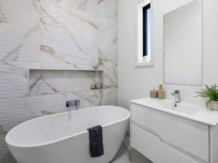 309 Main South Road Hornby_20