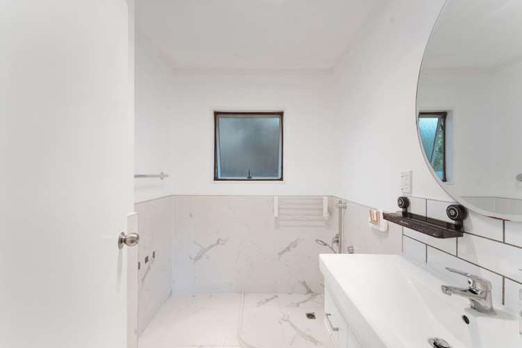 33A Lilburn Crescent Massey_9