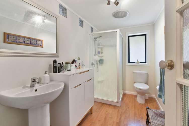 1/17 Churchill Road Cockle Bay_18