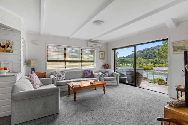 6 Waiwera Road Waiwera_4