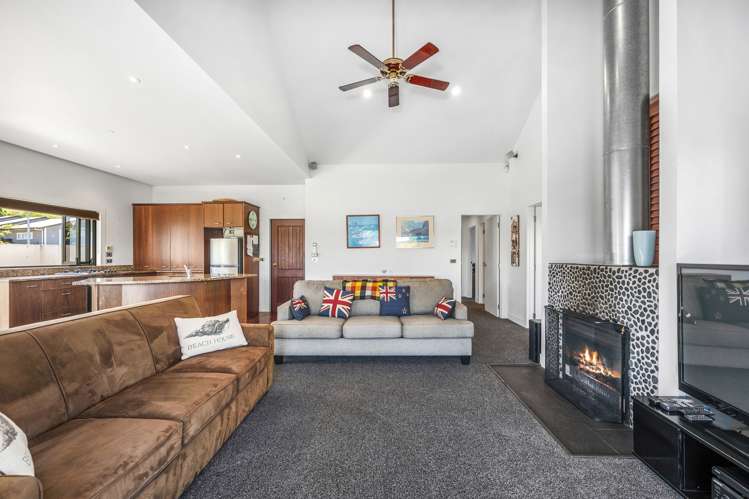 1 Antonia Place Kinloch_11