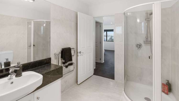 4 Tupara Crescent Kawaha Point_17