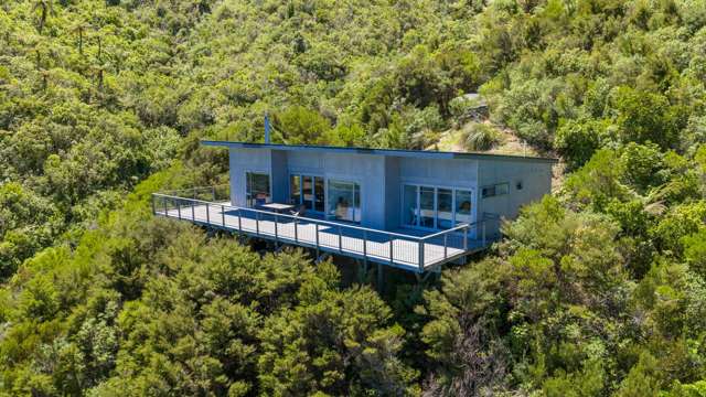 - Bay of Many Coves Queen Charlotte Sound_3