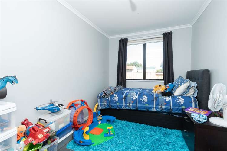 42 Montgomery Crescent Bader_6