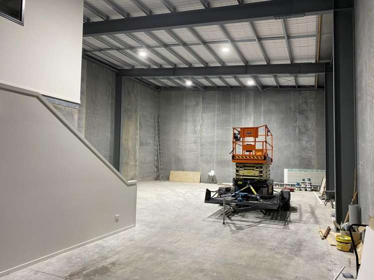 1/15 Waterford Street Mangakakahi_1