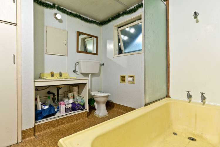 11 Preston Avenue Henderson_8