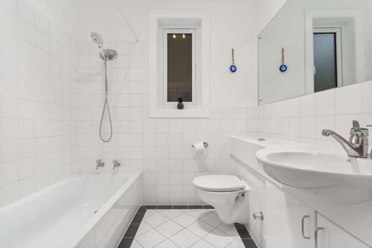 2/14 Warborough Avenue Epsom_8