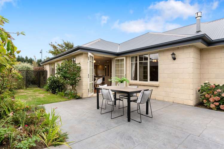 76 Rothesay Road Parklands_21