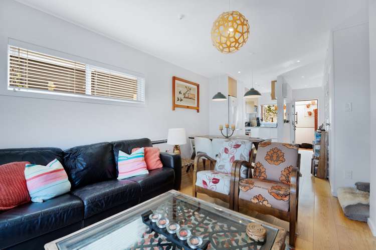 10/72 Kitchener Road Milford_11